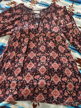 Buckle Floral Peasant Blouse in Navy and Rust